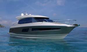 Jeanneau亚诺品牌将于2013年春天发布Prestige 450S游艇