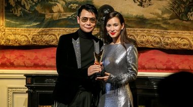 时尚教父TONY为卢靖姗颁发全球最佳风尚奖