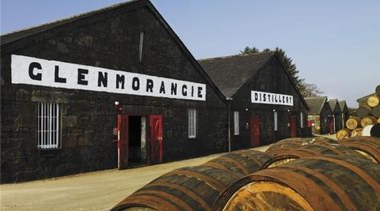 百年威士忌品牌格兰杰发起多诺赫海湾环境改善项目获开创性成果