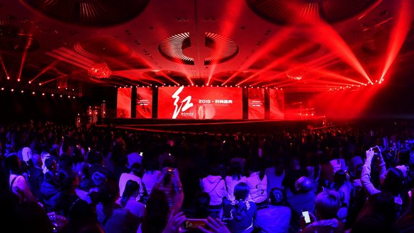 「红」——2018·HONGU时尚盛典圆满落幕