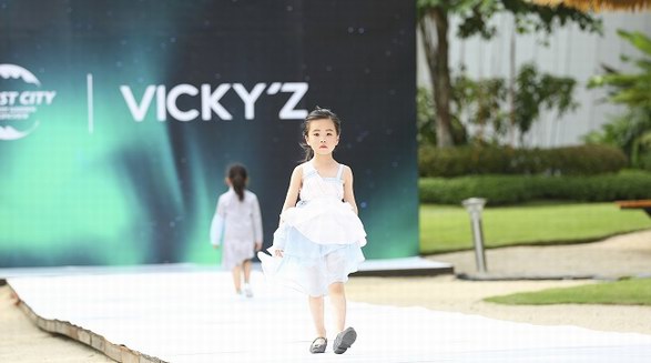 星耀吉光-2018VICKY'Z 森林城市发布会
