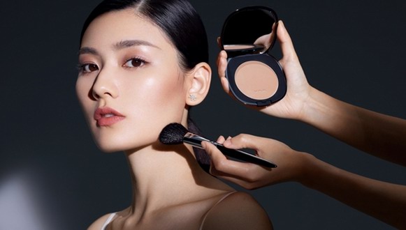 VAA品牌携手日本高级化妆刷品牌竹宝堂 极致呈现面部光影美学