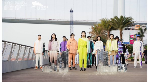 秀场无界，融合多维度时尚感知 ——2022厦门国际时尚周TRENDY UP时尚秀