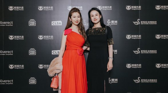 华裔设计师Viceta Wang将中式时尚带到“金熊猫”颁奖盛典
