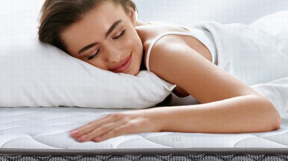 雅兰秘境七区护脊乳胶床垫，深睡黑科技，给你细节上的呵护