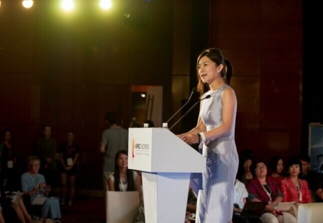中国高级定制服装品牌“香知凝”成为2014 APEC女性领袖峰会唯一官方指定高级定制品牌