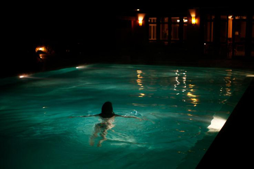 莫干山里法国山居呈献山泉泳池亲子活动