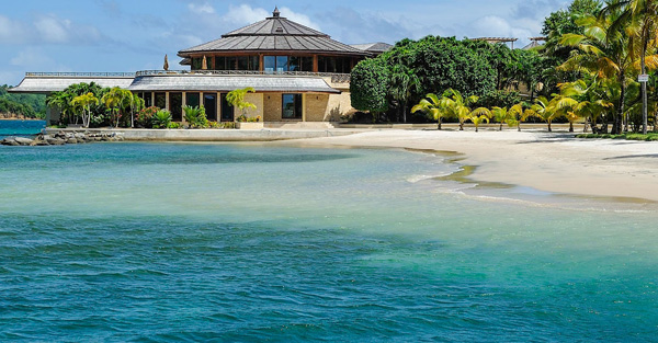 Calivigny奢华私人岛：加勒比海中的浪漫天堂