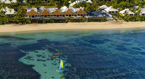 五彩珊瑚斐济 世界上最东也是最西的度假天堂