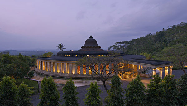 日出婆罗浮屠——爪哇岛沉睡千年的奇迹圣地
