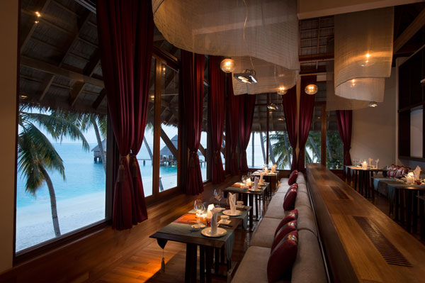 马尔代夫伦格里岛康莱德酒店推出全新婚礼套餐