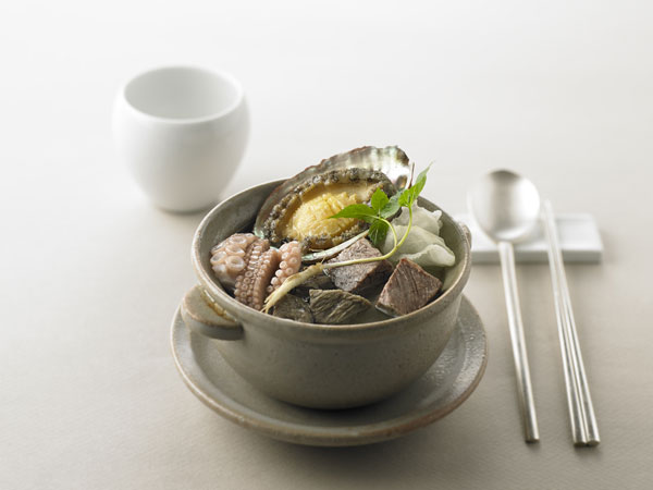 首尔新罗酒店高级韩式餐厅罗宴推出创新菜式