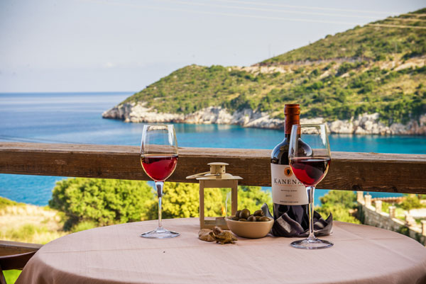 在希腊小岛尽享最浪漫的十件事