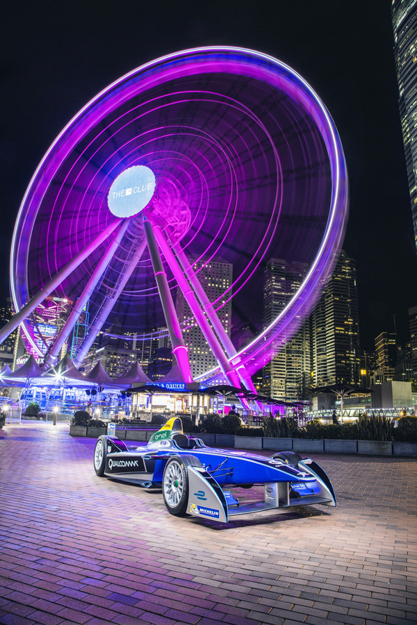 香港怡东酒店庆祝首届香港电动方程式赛车锦标赛 