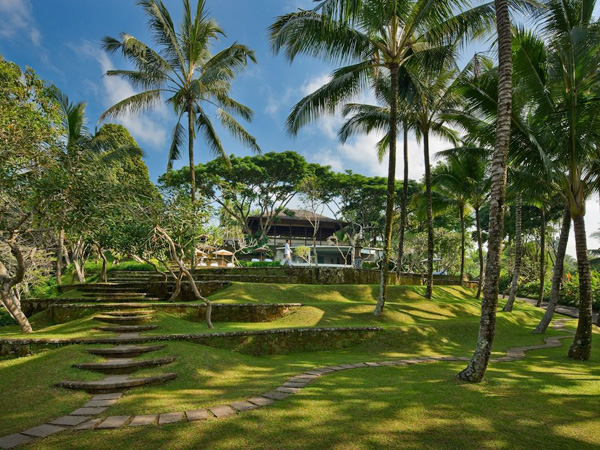 巴厘岛的奢华天堂：科莫香巴拉度假村