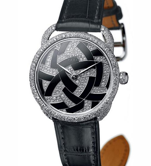 黑白手表的时髦法则