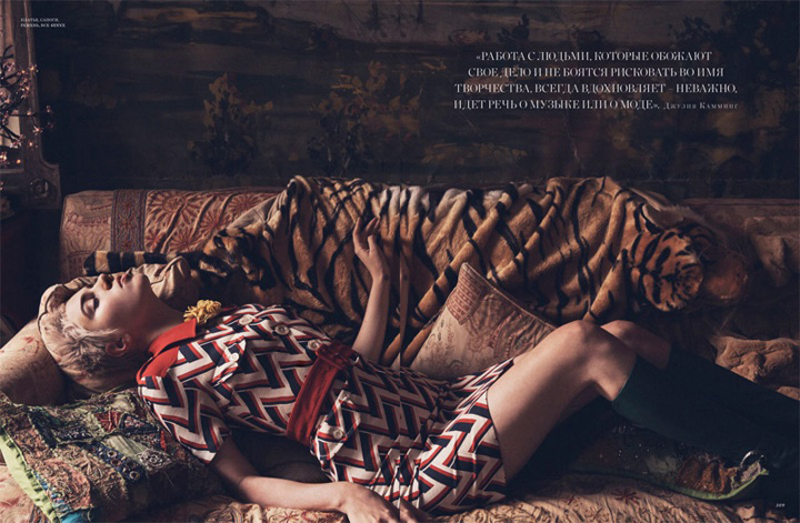 Julia Cumming《Harper's Bazaar》哈萨克版2016年8月号