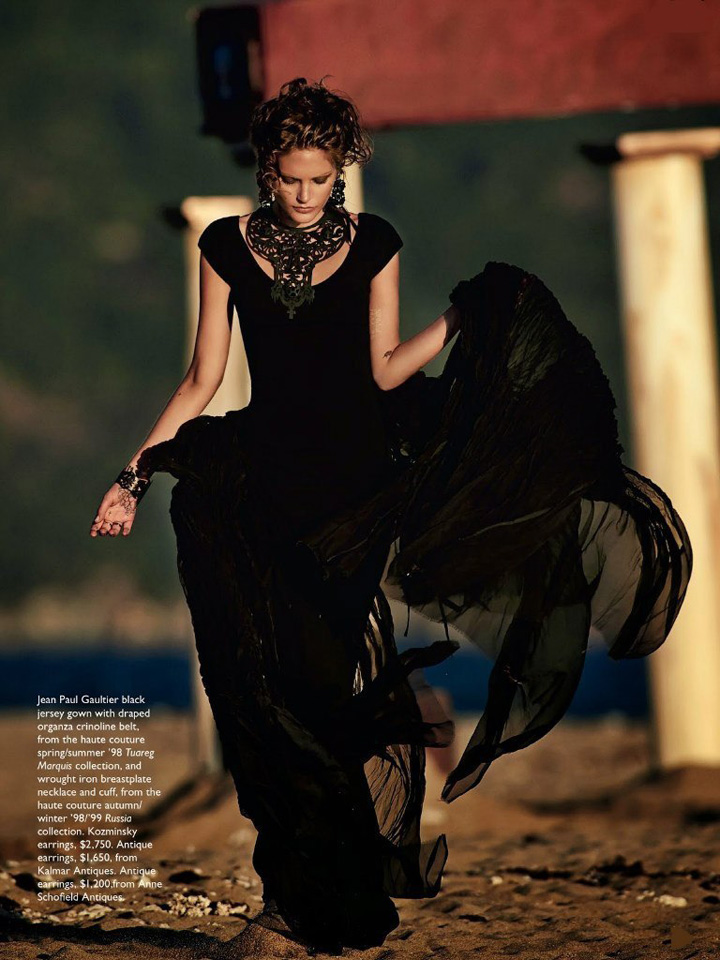 Catherine McNeil《Vogue》澳洲版2014年10月号