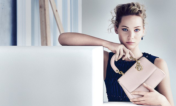 迪奥全新Be Dior 手袋系列广告大片