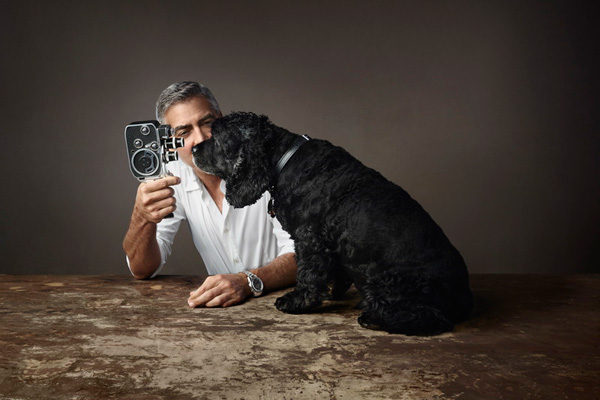 乔治·克鲁尼与爱犬合作出演欧米茄全新广告