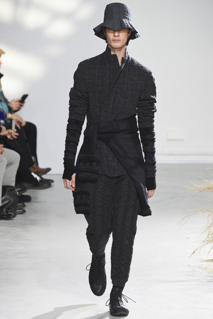 <a target='_blank' style='color: #666666;' href='http://brand.fengsung.com/IsseyMiyake/' >Issey Miyake</a> 2016秋冬男装流行发布
