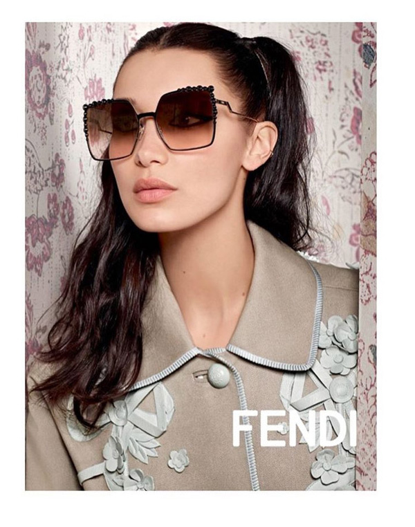 哈迪德姐妹代言Fendi 2017春夏系列广告