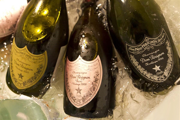 葡萄酒投资客瞄准香槟强大的投资潜力