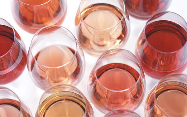 桃红葡萄酒对人体的5大功效 