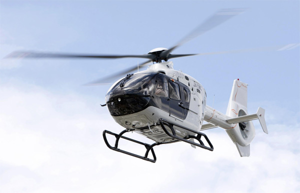 想买私人直升机该如何下手？
