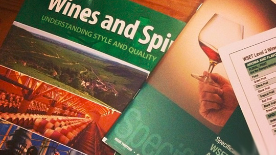  学葡萄酒的人到底在学什么？ 