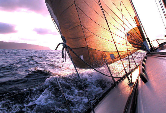 玩风帆的必备知识 中产阶级的海上生涯【体育行动】风气中国网