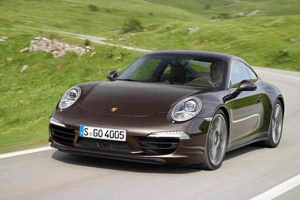 Porsche（保时捷）荣获2013世界性能车款大奖