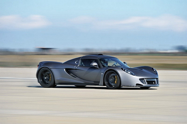 Hennessey Venom GT 破纪录时速超427.6公里