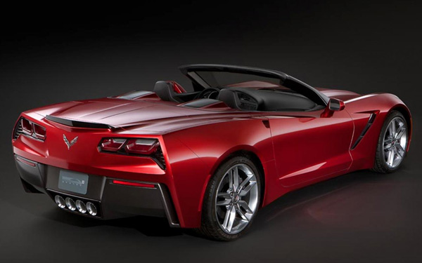 首辆Corvette Stingray Convertible 以100万美元售出