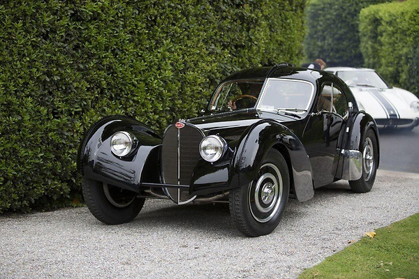 Bugatti 57SC Atlantic 当选最佳古董车
