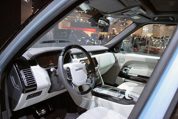 路虎法兰克福正式发表 Range Rover Hybrid