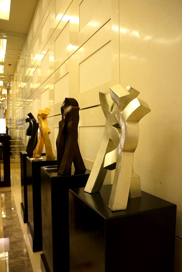 北京四季酒店展出国际雕塑家刘永刚知名艺术作品
