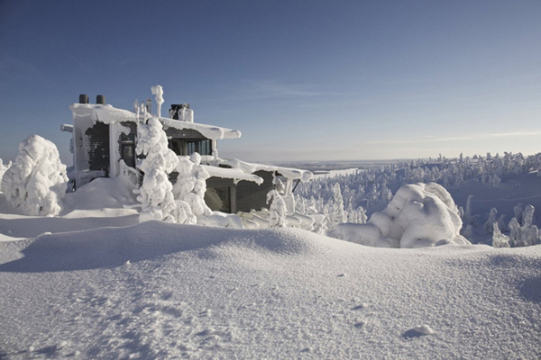 宾利2014「冰上动力」之旅 演绎极致驾驭体验