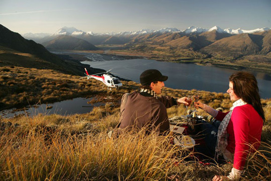 空中俯瞰新西兰 皇后镇将增迷你机场
