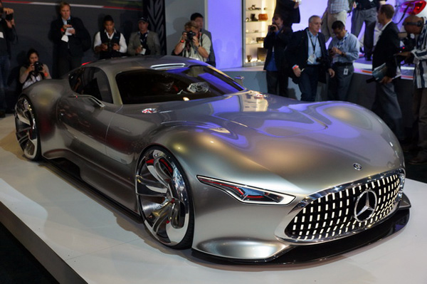 奔驰AMG Vision Gran Turismo 概念车模型亮相