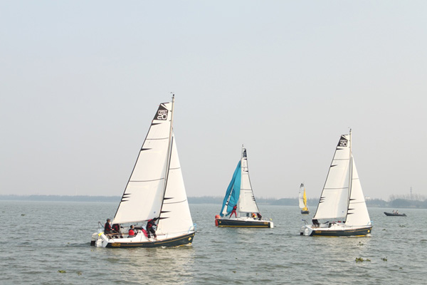 2013冬季淀山湖博纳多帆船赛完美收官