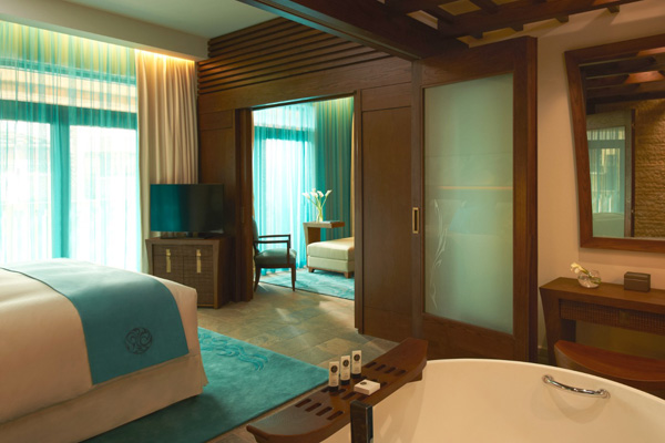 迪拜棕榈岛索菲特水疗度假酒店闪耀朱美拉棕榈岛