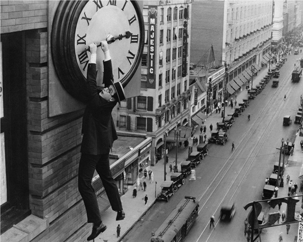 芝柏表挑战创意影像 呈现电影与钟表的微妙关连