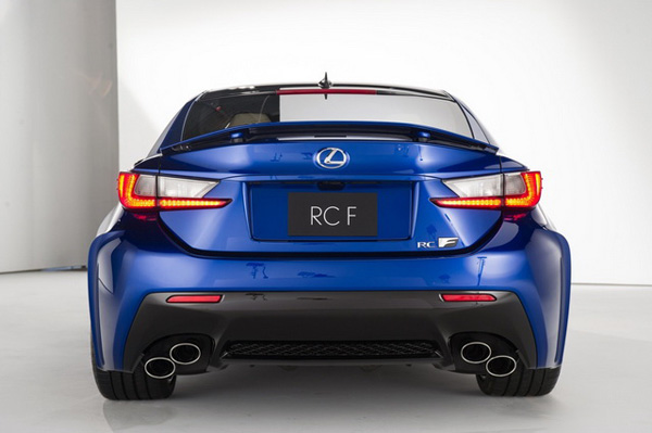 雷克萨斯「RC F」高性能轿跑车正式亮相