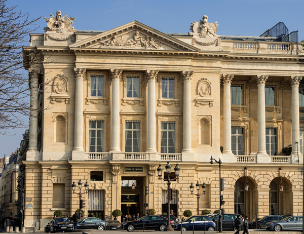 老佛爷将为巴黎Hôtel de Crillon酒店设计套房