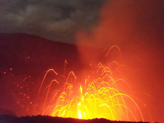 炽热的惊险 纵览全球十大火山度假胜地