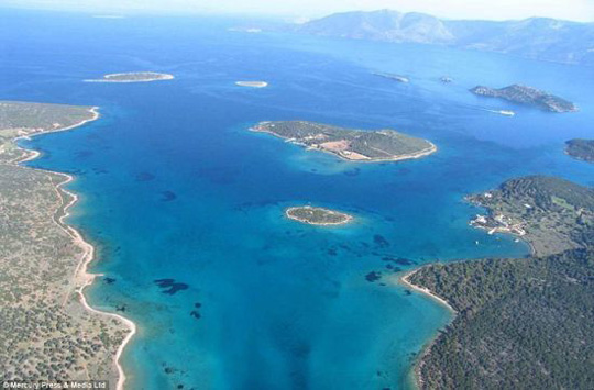 神秘岛主叫价2900万英镑出售希腊小岛