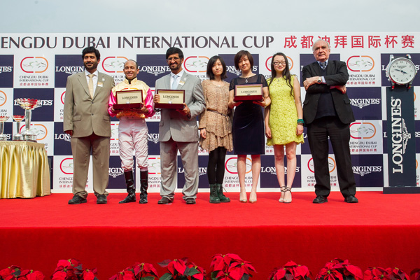 浪琴表荣任首届“成都·迪拜国际杯”赛马官方计时