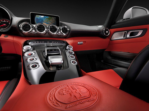 奔驰2015款AMG GT 内装照片曝光