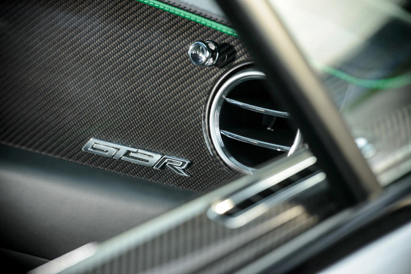 宾利发布2014款欧陆GT3-R 限量300台